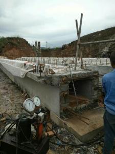 現(xiàn)場作業(yè)